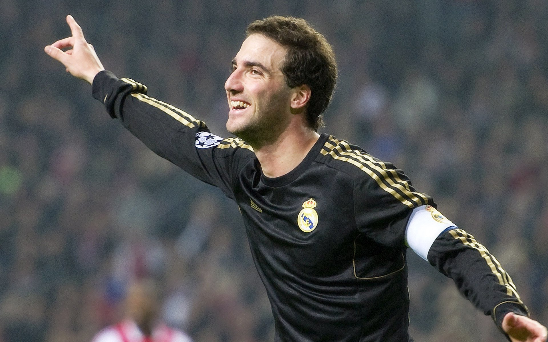 “中国足球裁判技术培训班全国巡讲圆满结束”，足球裁判培训视频